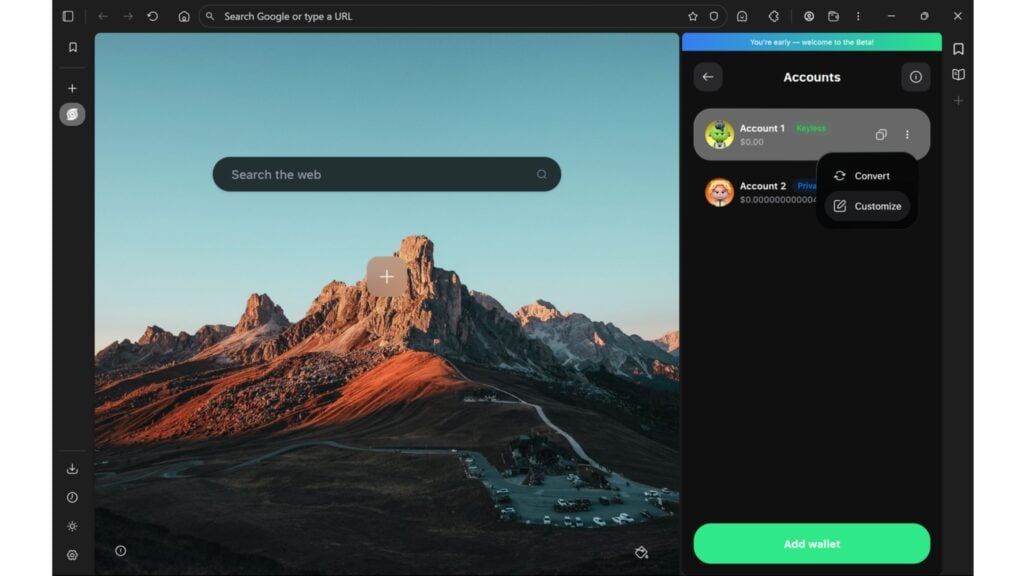 Nhấp vào biểu tượng ba chấm và chọn Customize (Tùy chỉnh) để cá nhân hóa ví của bạn